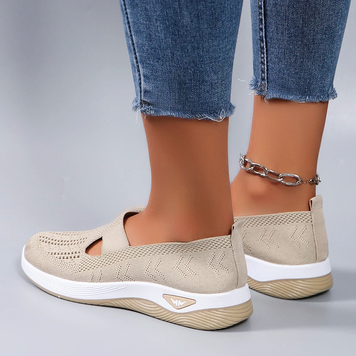 Women Sneakers  sports shoes, fashionable, breathable, lightweight, non-slip, wear-resistant, casual sports shoes, flat shoes