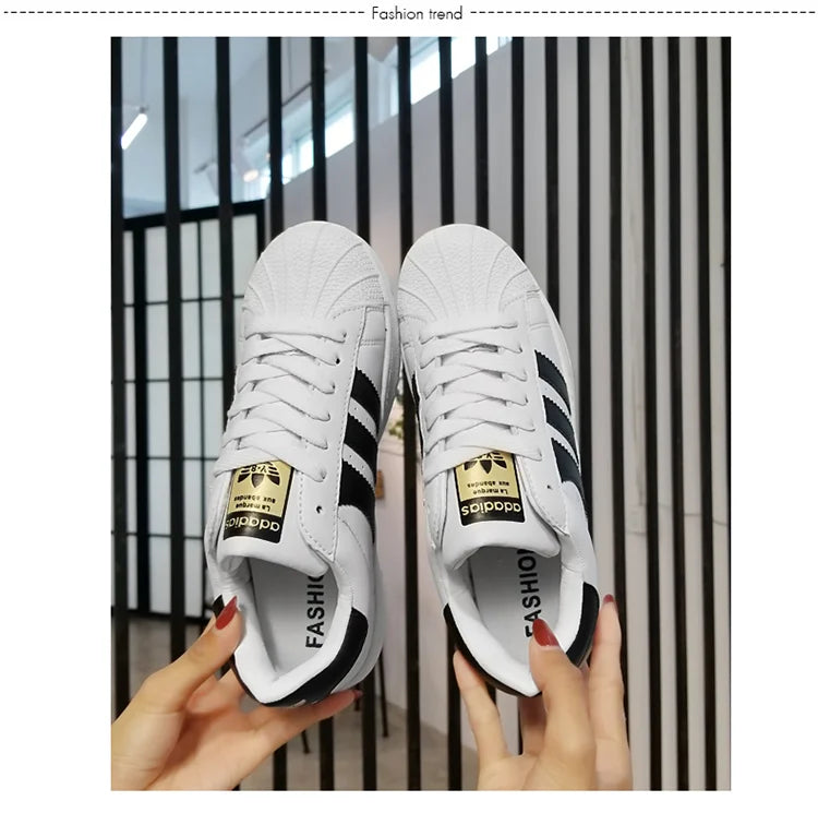 Women Sneakers Versatile Comfy Casual Light Walking Shoes New Hot Selling Men Women Student Little White Shoes