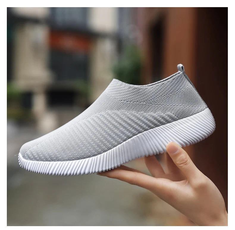 Women Sneakers  Soft Sneakers Lightweight And Comfortable Women Slip On Lazy Loafers Walking Shoes For Women Size 36-42