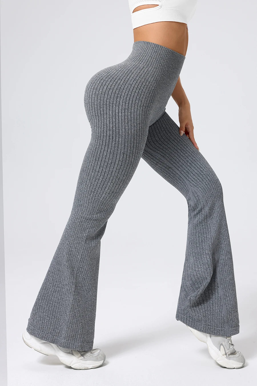 Leggings Breathable Flared Trousers Yoga-to-Street Chic Athleisure Fitness Pants Trendy Women's High-Waisted Yoga Gym Wear 4-Way Stretch