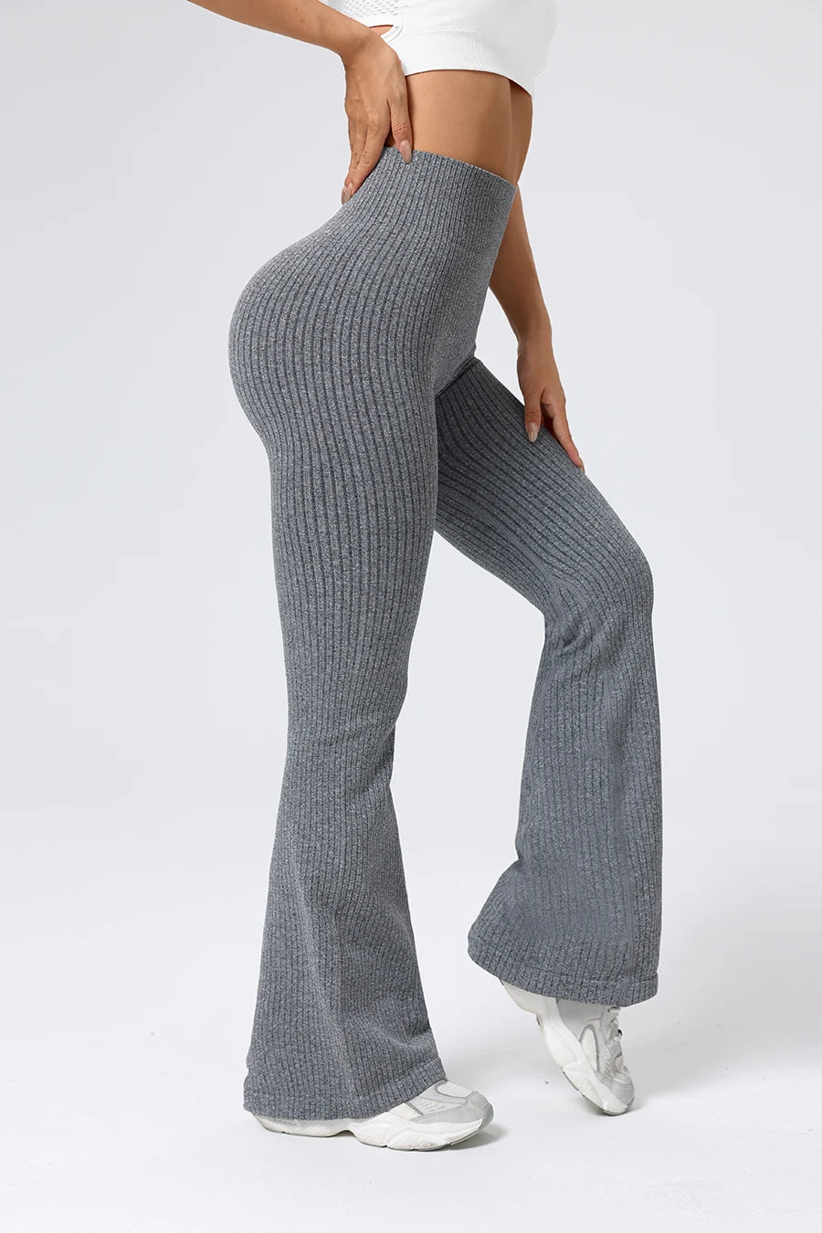 Leggings Breathable Flared Trousers Yoga-to-Street Chic Athleisure Fitness Pants Trendy Women's High-Waisted Yoga Gym Wear 4-Way Stretch