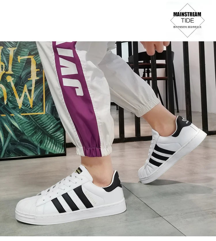 Women Sneakers Versatile Comfy Casual Light Walking Shoes New Hot Selling Men Women Student Little White Shoes