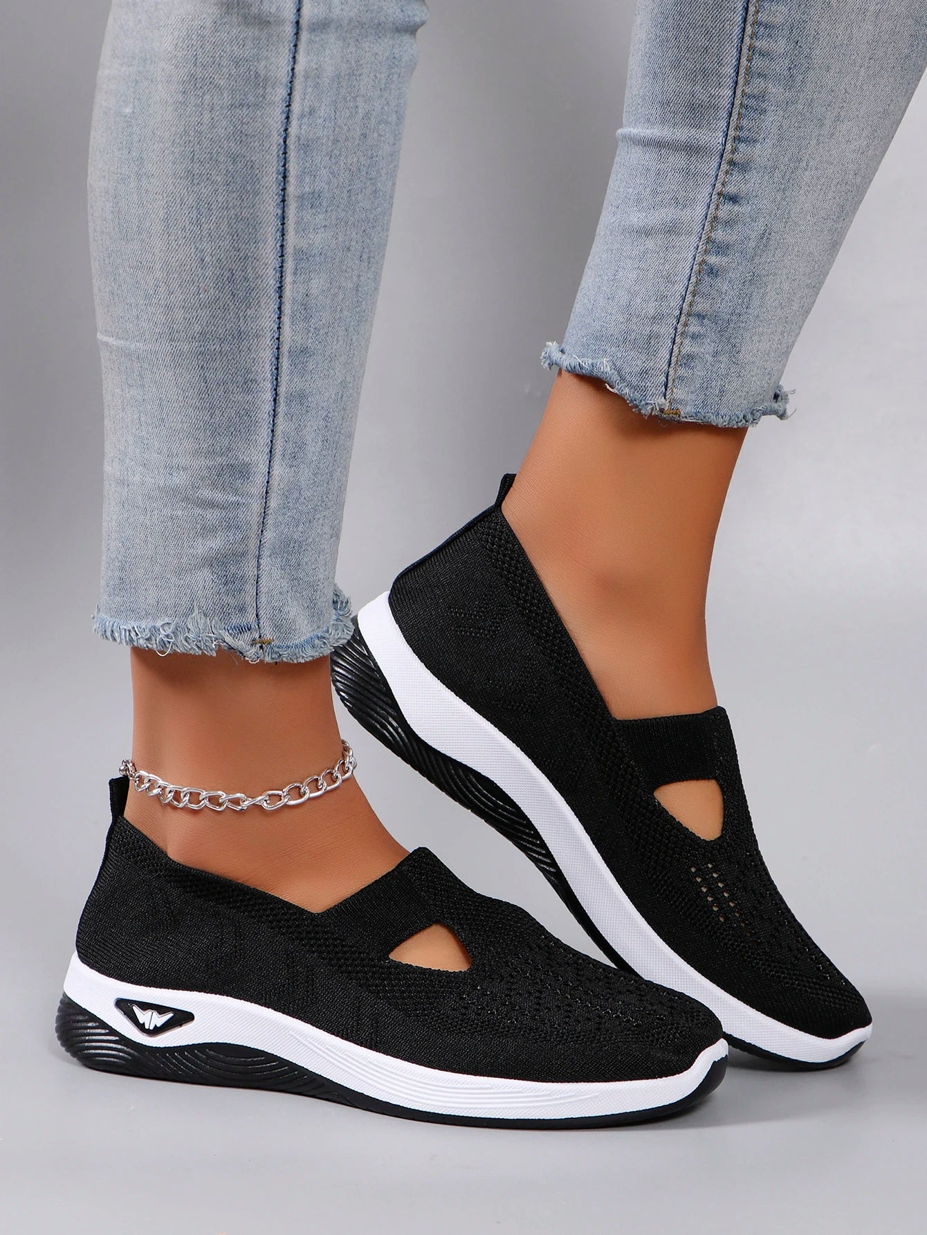Women Sneakers  sports shoes, fashionable, breathable, lightweight, non-slip, wear-resistant, casual sports shoes, flat shoes