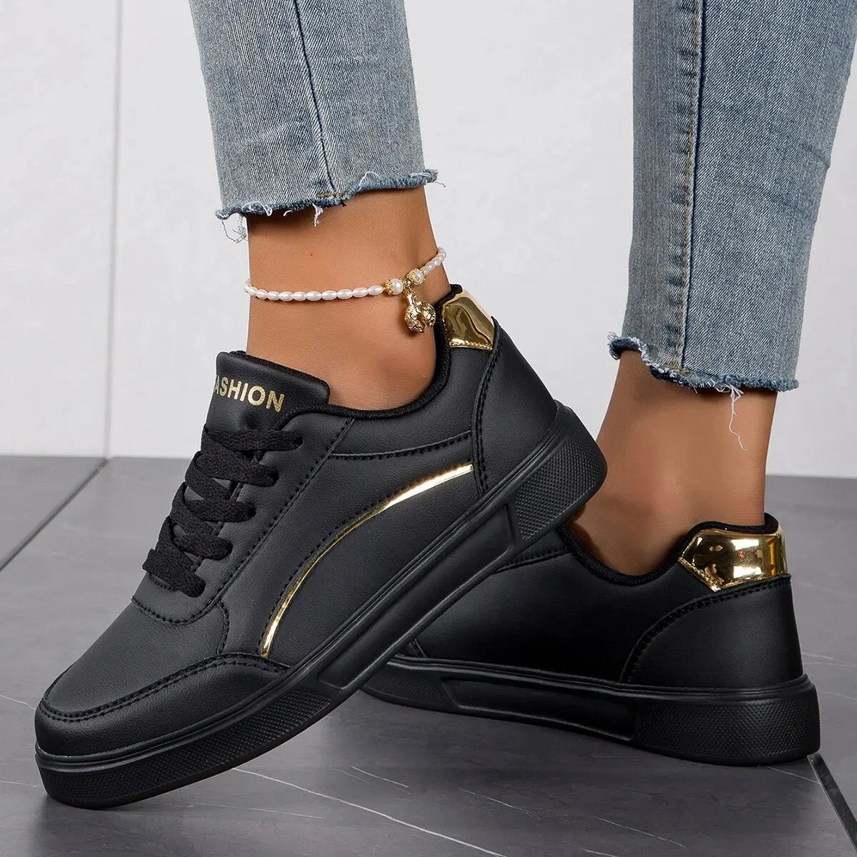 Women Sneakers  Casual Sneakers Leather Platform Sneakers for Women Classics Comfort Skateboarding Shoes Non-Slip