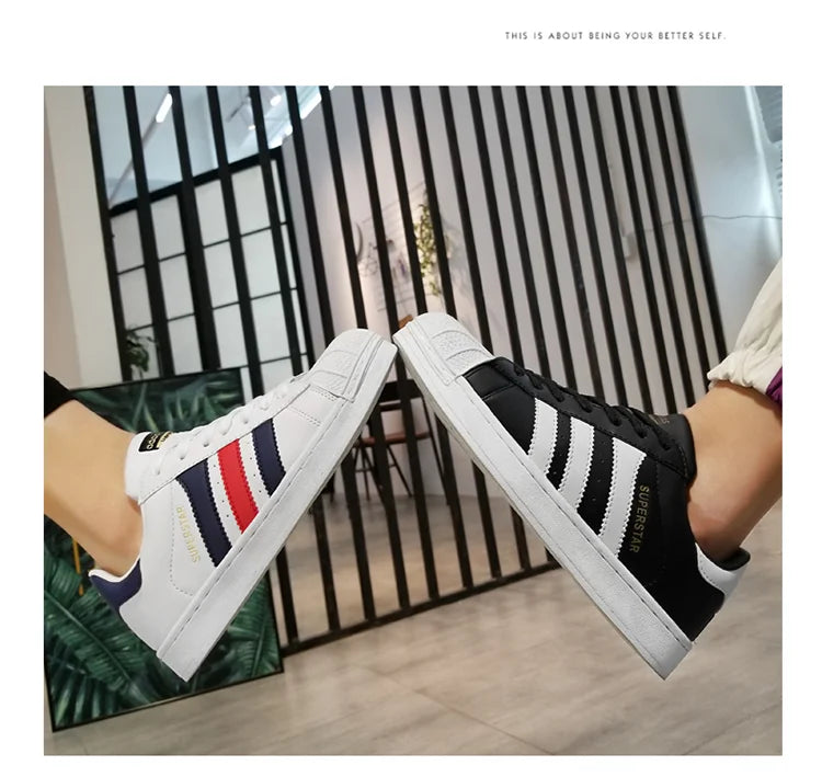 Women Sneakers Versatile Comfy Casual Light Walking Shoes New Hot Selling Men Women Student Little White Shoes