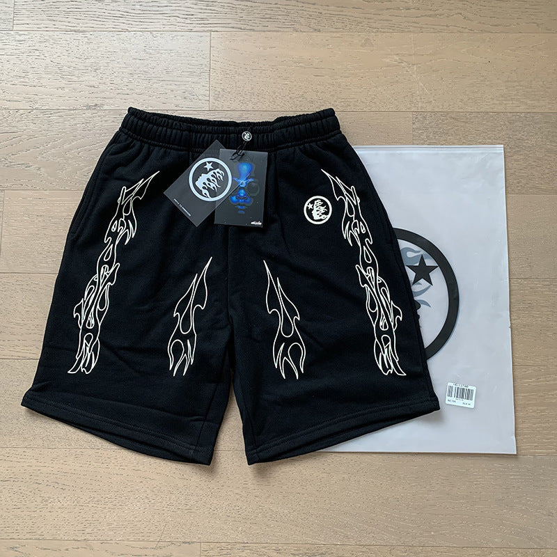 Saint Vintage is the right version of washed distressed shorts, cropped pants, high street baggy trousers