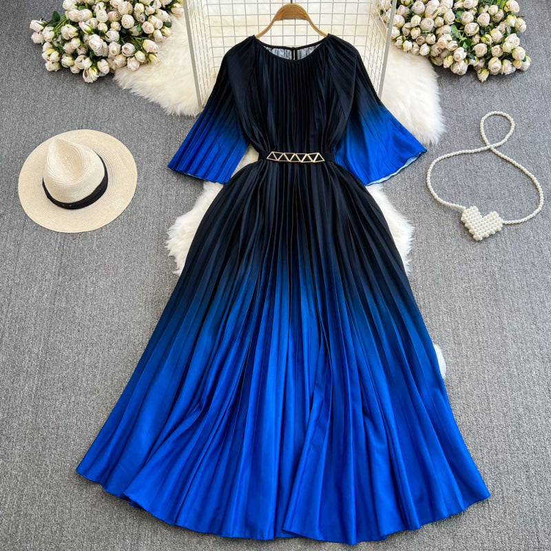 Light mature style celebrity temperament, cropped sleeves, round neck, cinched waist, thin A-line swing, gradient print, pleated dress