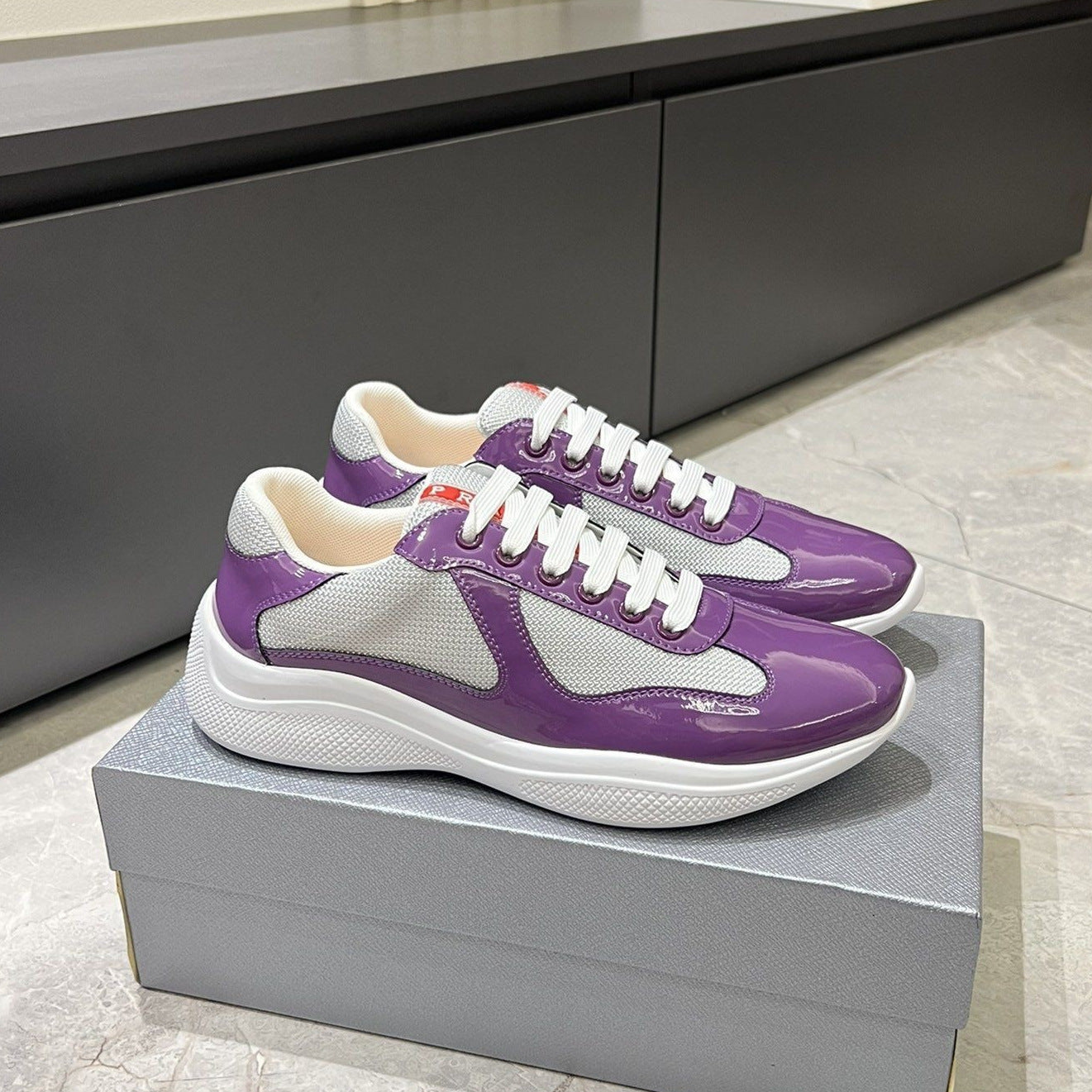 Renowears Classic Sneakers