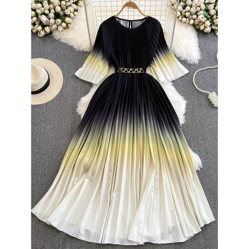 Light mature style celebrity temperament, cropped sleeves, round neck, cinched waist, thin A-line swing, gradient print, pleated dress