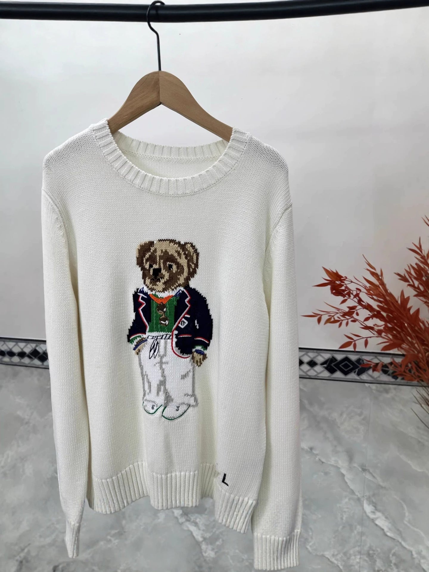 2026 New Pure Cotton Embroidered Bear Crew Neck Knit Sweater for Women, Autumn/Winter, Loose Casual Heavy-Duty Cartoon Sweater