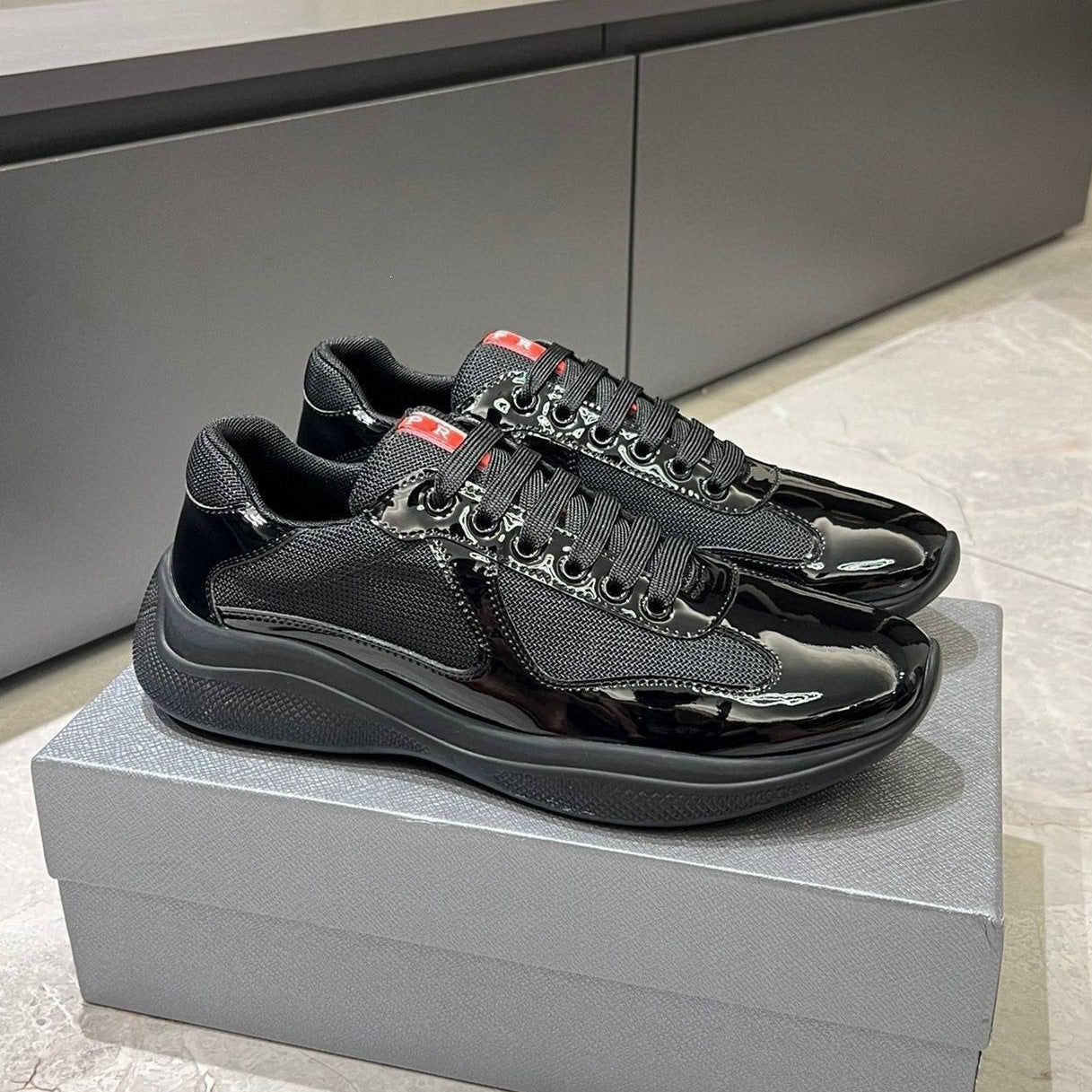 Renowears Classic Sneakers