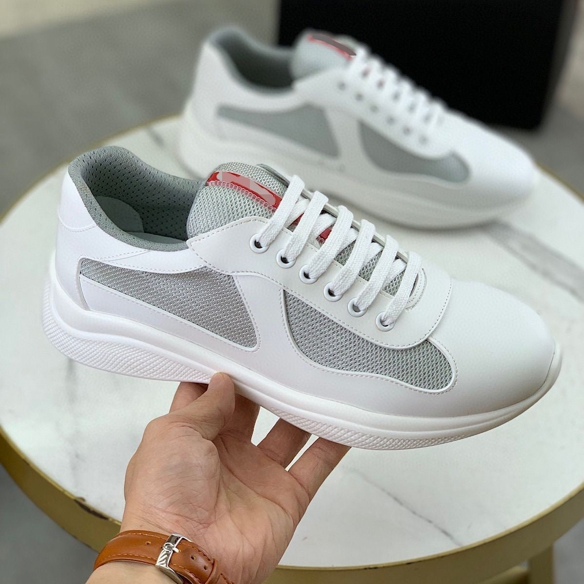 Renowears Classic Sneakers