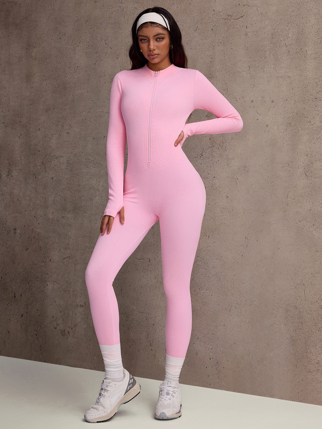 Active Footwear — Modern and fits Renowears very well