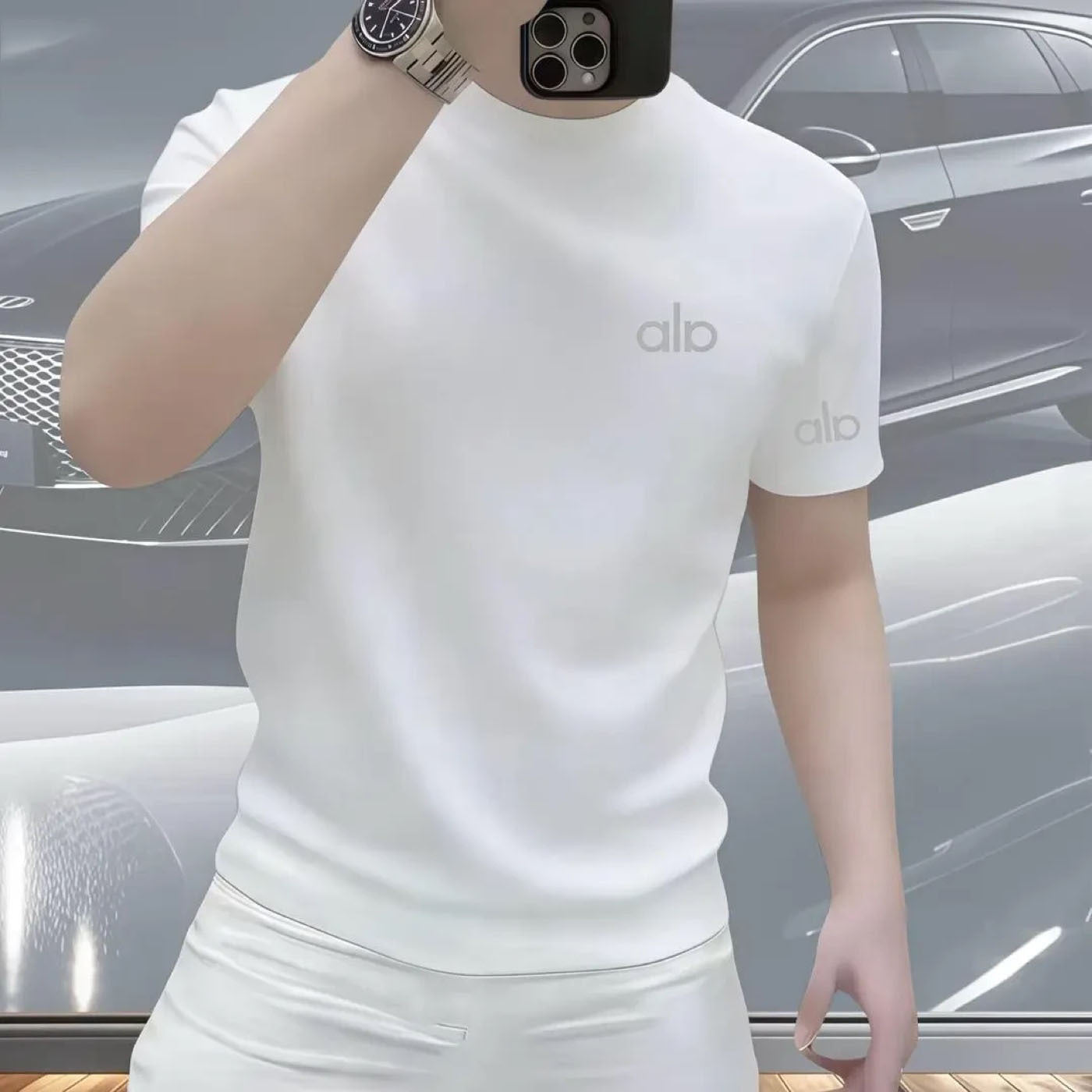 Renowears Classic T-Shirt