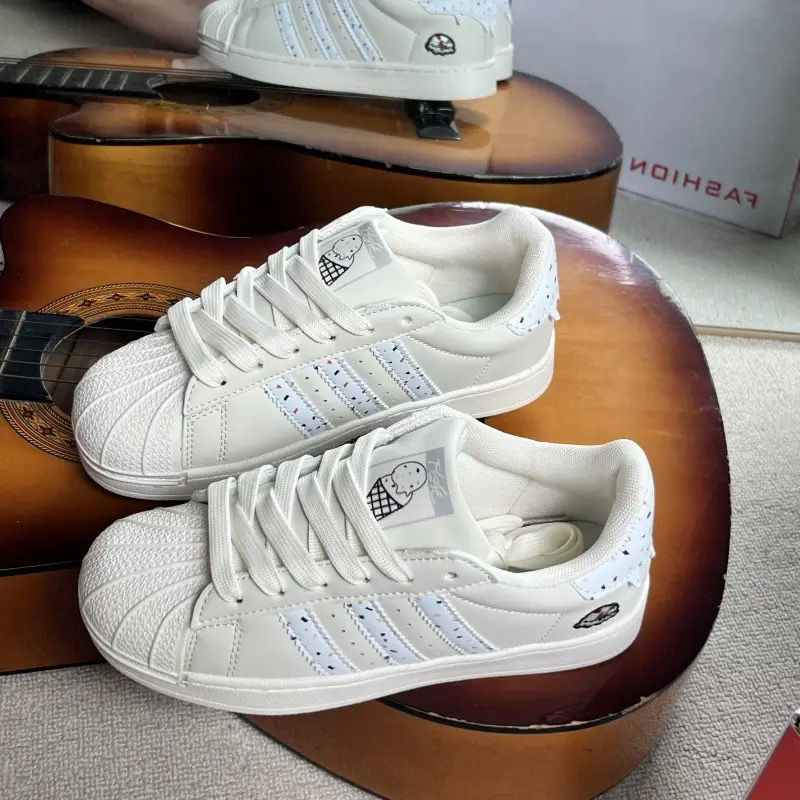 Renowears Classic Sneakers