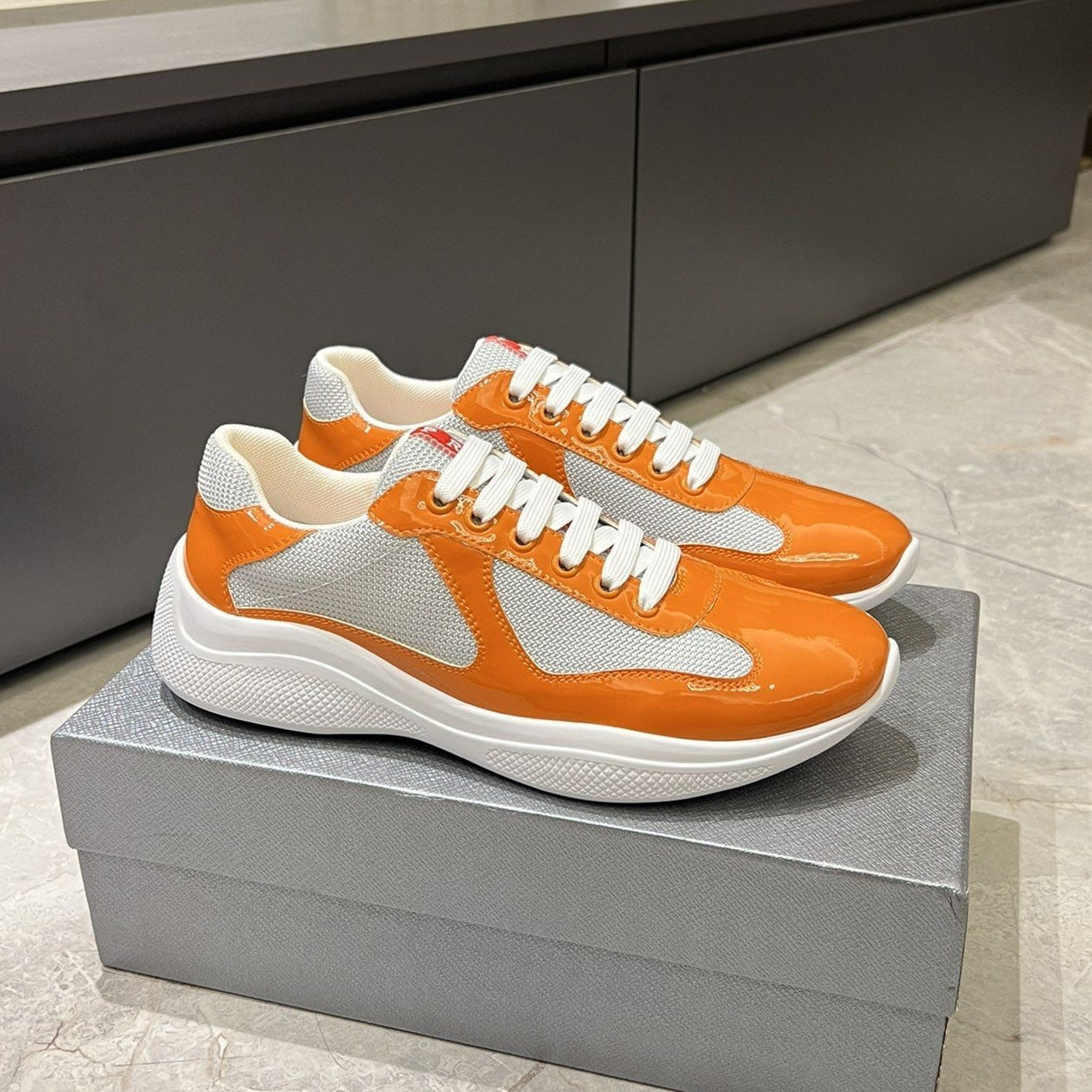 Renowears Classic Sneakers