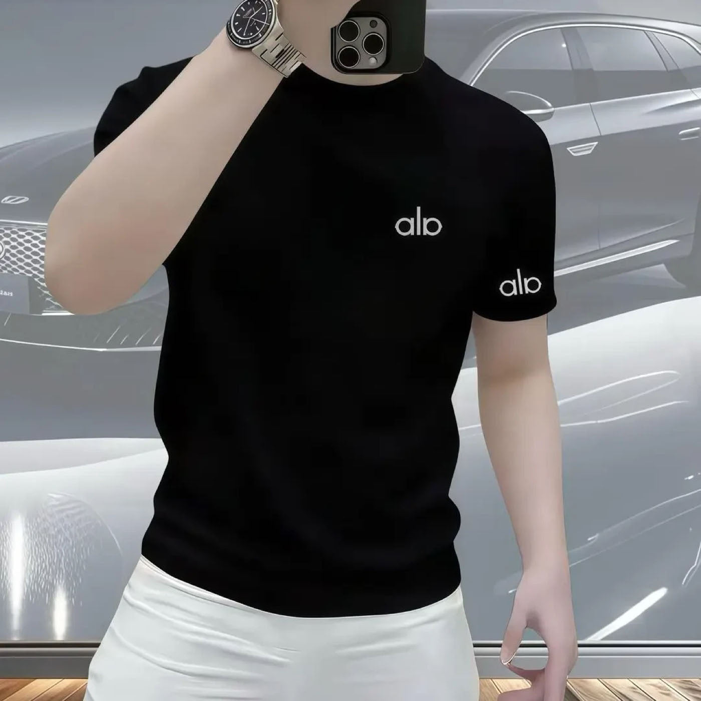 Renowears Classic T-Shirt