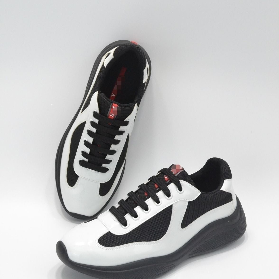 Renowears Classic Sneakers