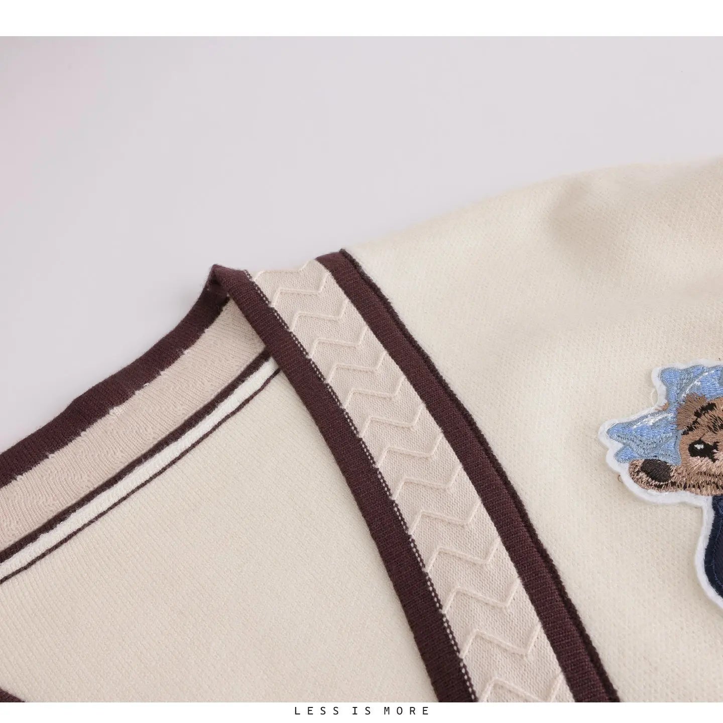 High Quality Light Luxury French Bear Embroidered Knitted Cardigan For Women New Fashion Casual Loose Sweater Coats Pulls Femmes