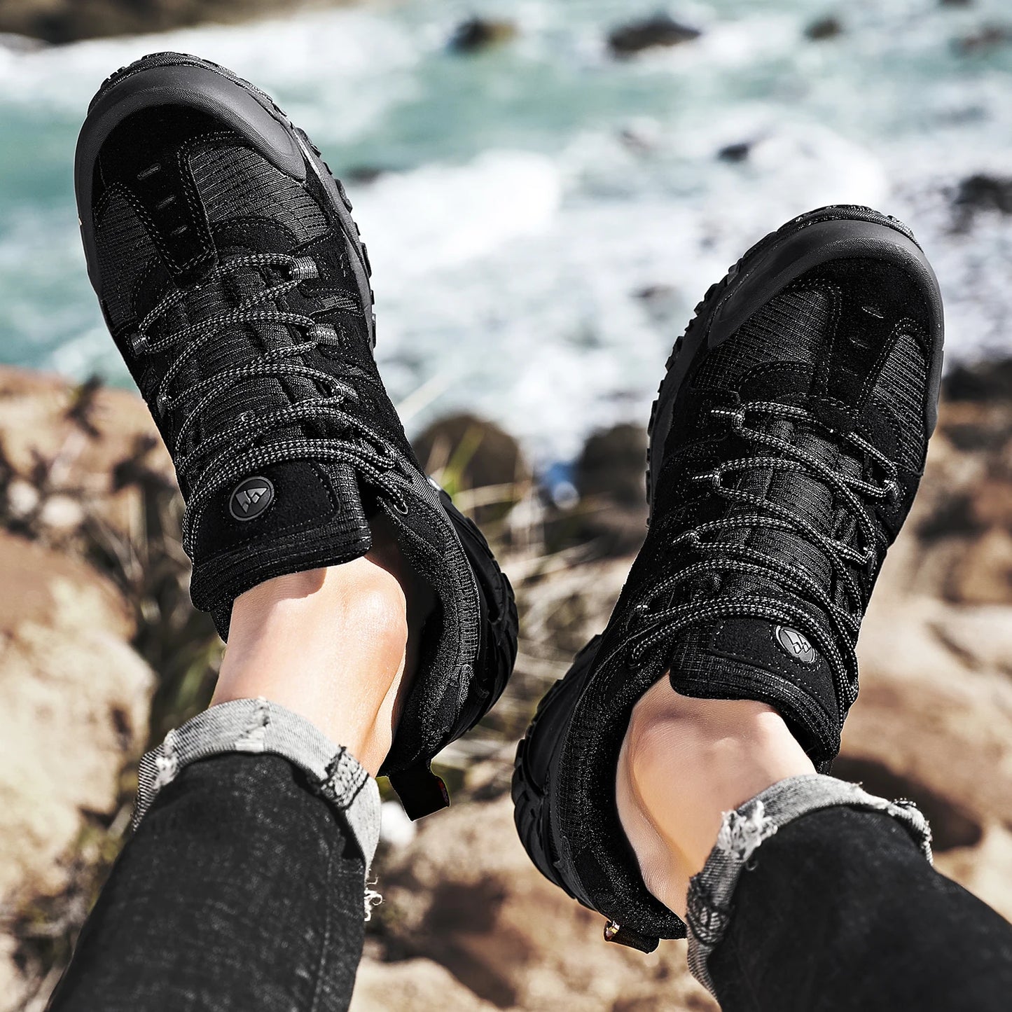 Sneakers Men's Hiking Shoes Suede Leather Outdoor Shoes Wear-resistant Men Trekking Walking Hunting Tactical Sneakers