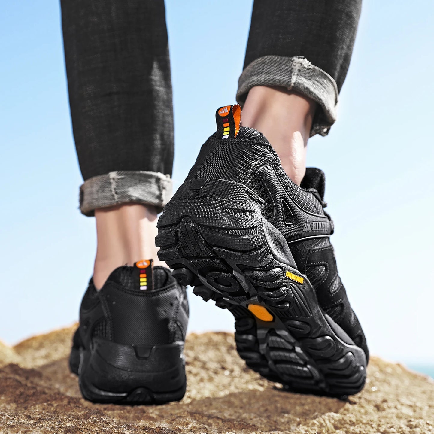 Sneakers Men's Hiking Shoes Suede Leather Outdoor Shoes Wear-resistant Men Trekking Walking Hunting Tactical Sneakers