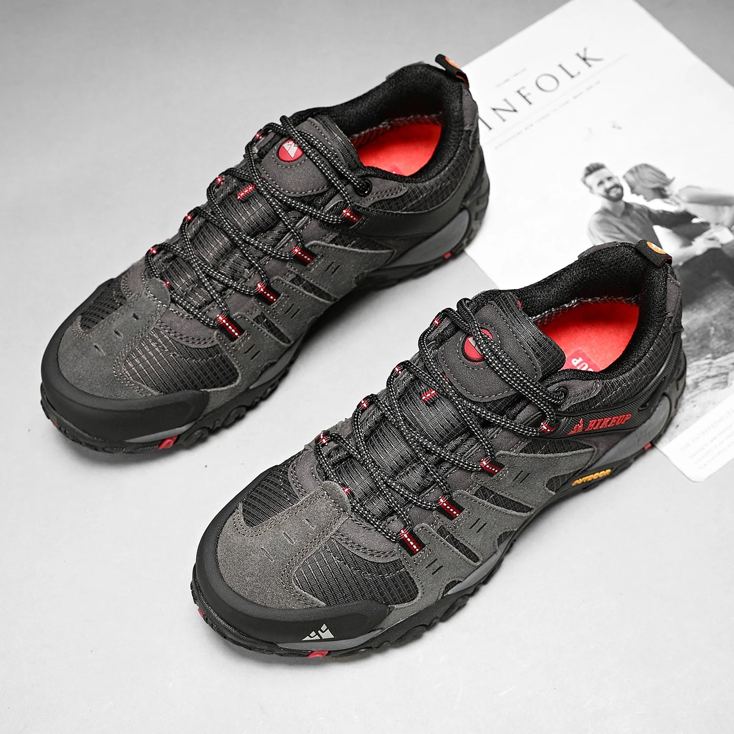 Sneakers Men's Hiking Shoes Suede Leather Outdoor Shoes Wear-resistant Men Trekking Walking Hunting Tactical Sneakers