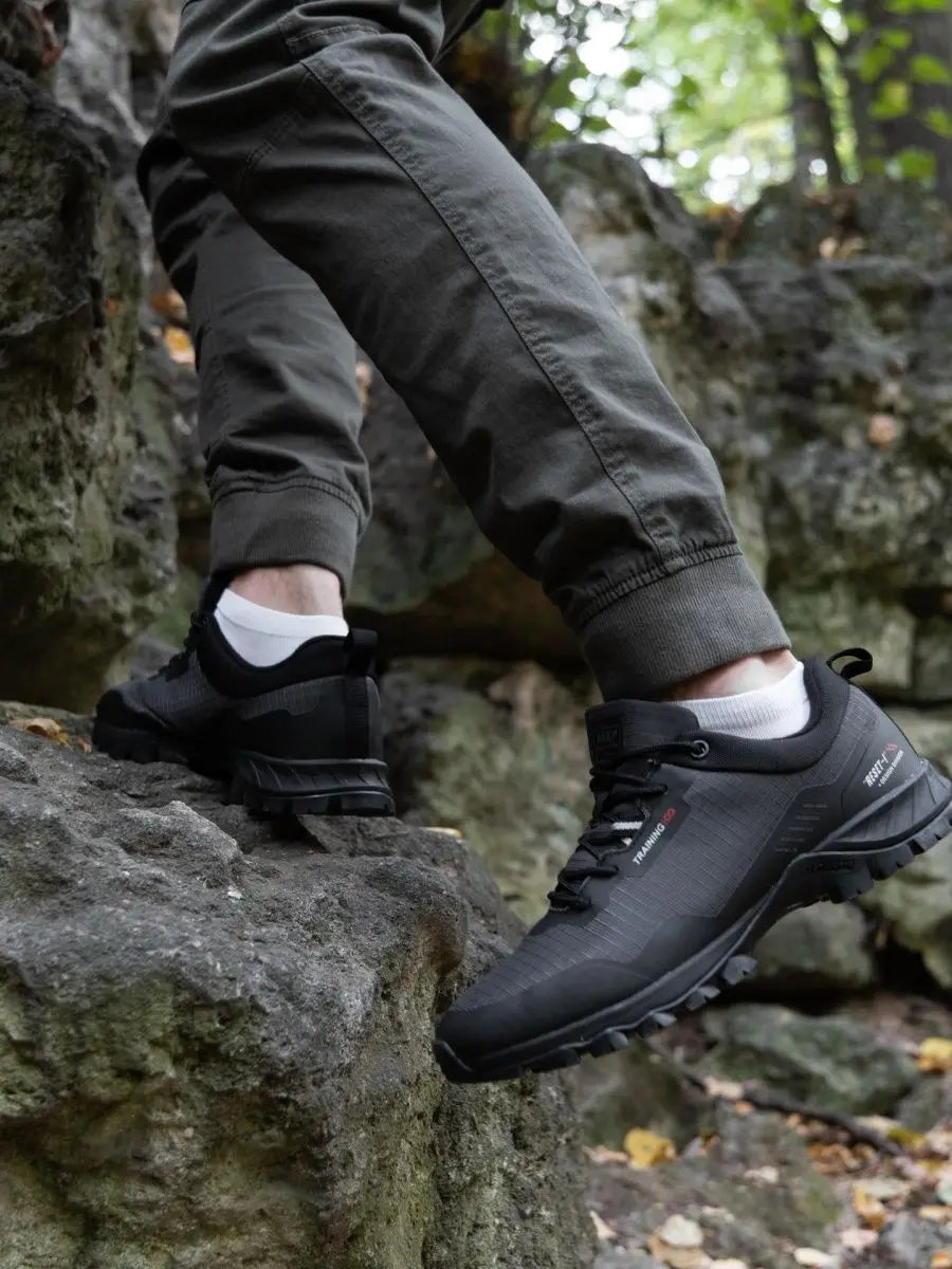 Sneakers New Men Anti-Skid Wear Resistant Hiking Shoes Fashion Waterproof Outdoor Travel Shoes Sneaker Comfortable Male Shoes