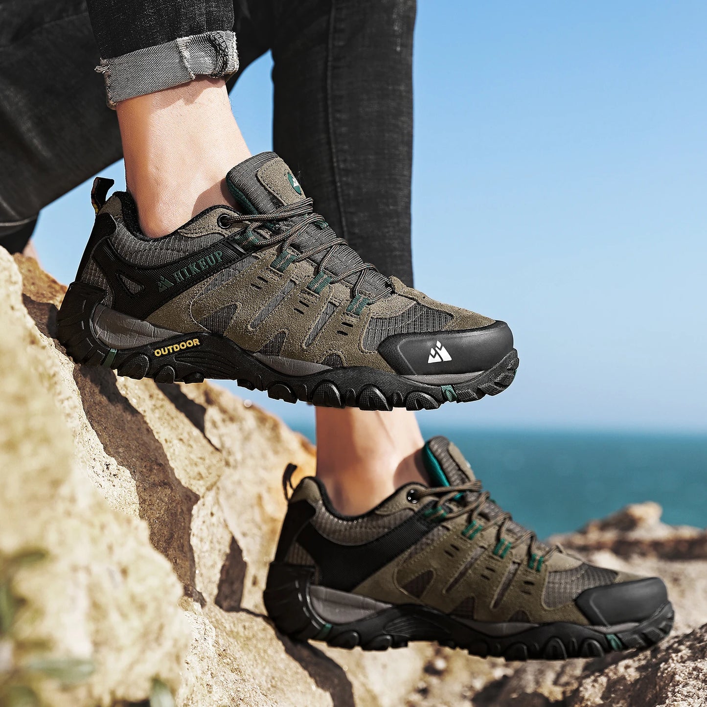 Sneakers Men's Hiking Shoes Suede Leather Outdoor Shoes Wear-resistant Men Trekking Walking Hunting Tactical Sneakers
