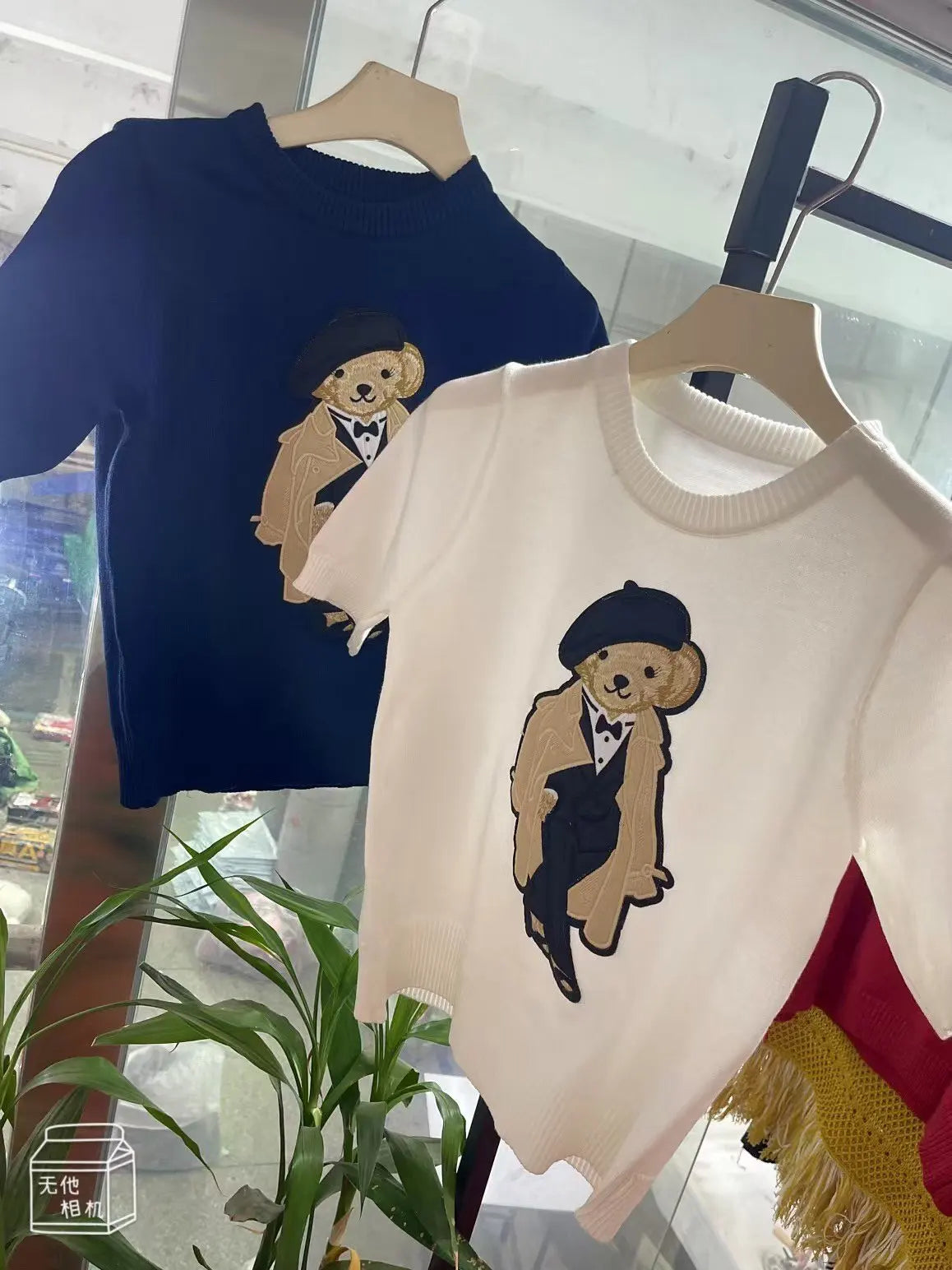 European Style Luxury Brand Loose O-Neck Bear Pullover Tops Knitwear Woman Short Sleeve T-shirt Ladies Wool Knitted Sweater
