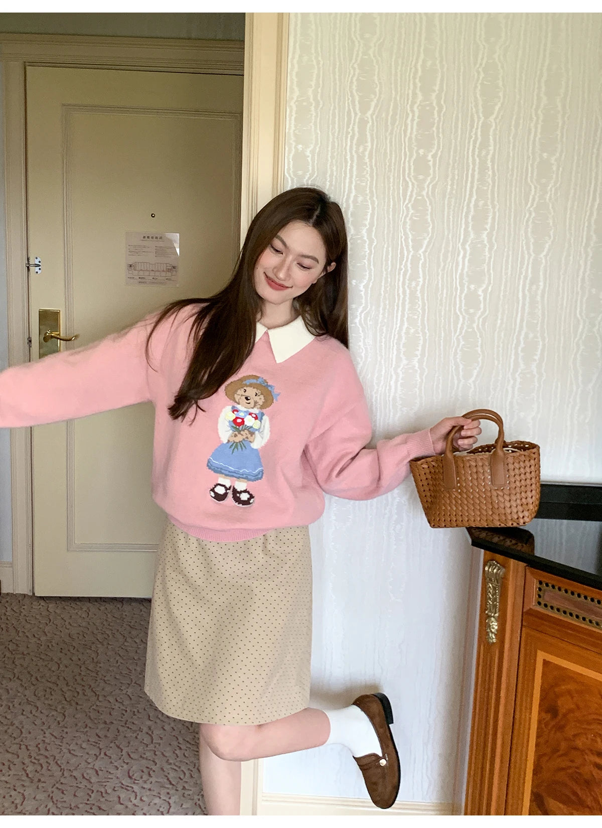 High Quality French Vintage Luxury Bear Jacquard Sweater For Women Autumn New Fashion Korean Casual Loose Pullover Knitted Tops