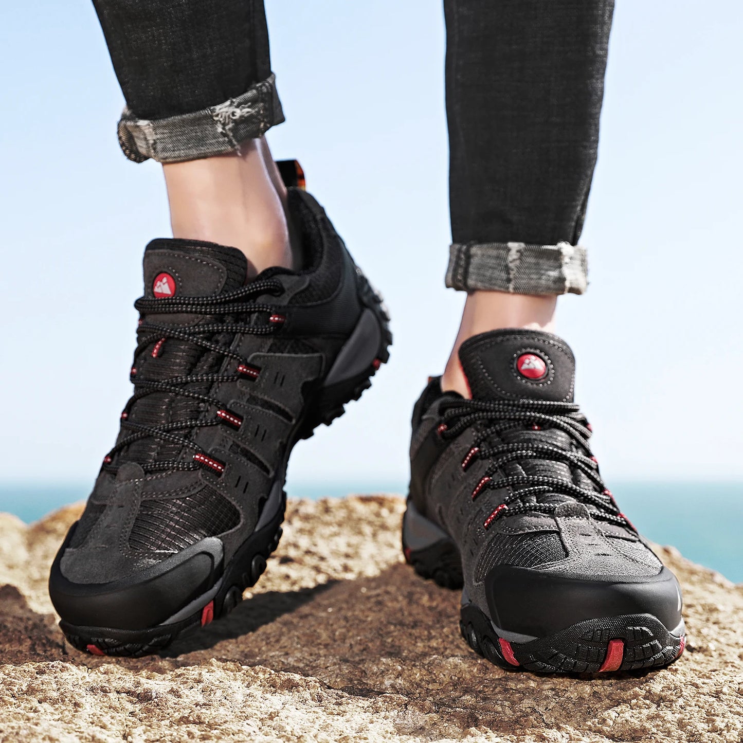 Sneakers Men's Hiking Shoes Suede Leather Outdoor Shoes Wear-resistant Men Trekking Walking Hunting Tactical Sneakers