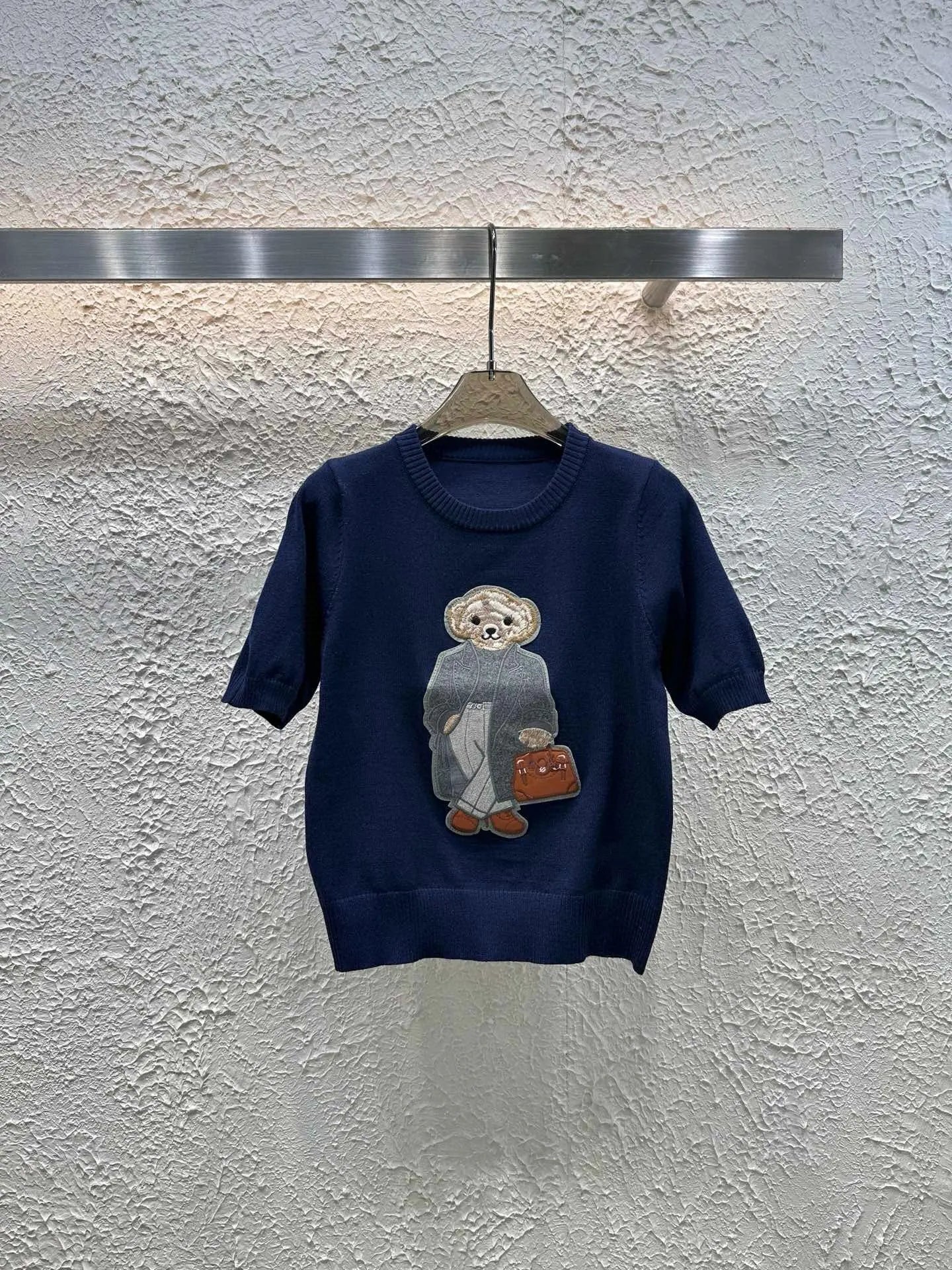 European Style Luxury Brand Loose O-Neck Bear Pullover Tops Knitwear Woman Short Sleeve T-shirt Ladies Wool Knitted Sweater