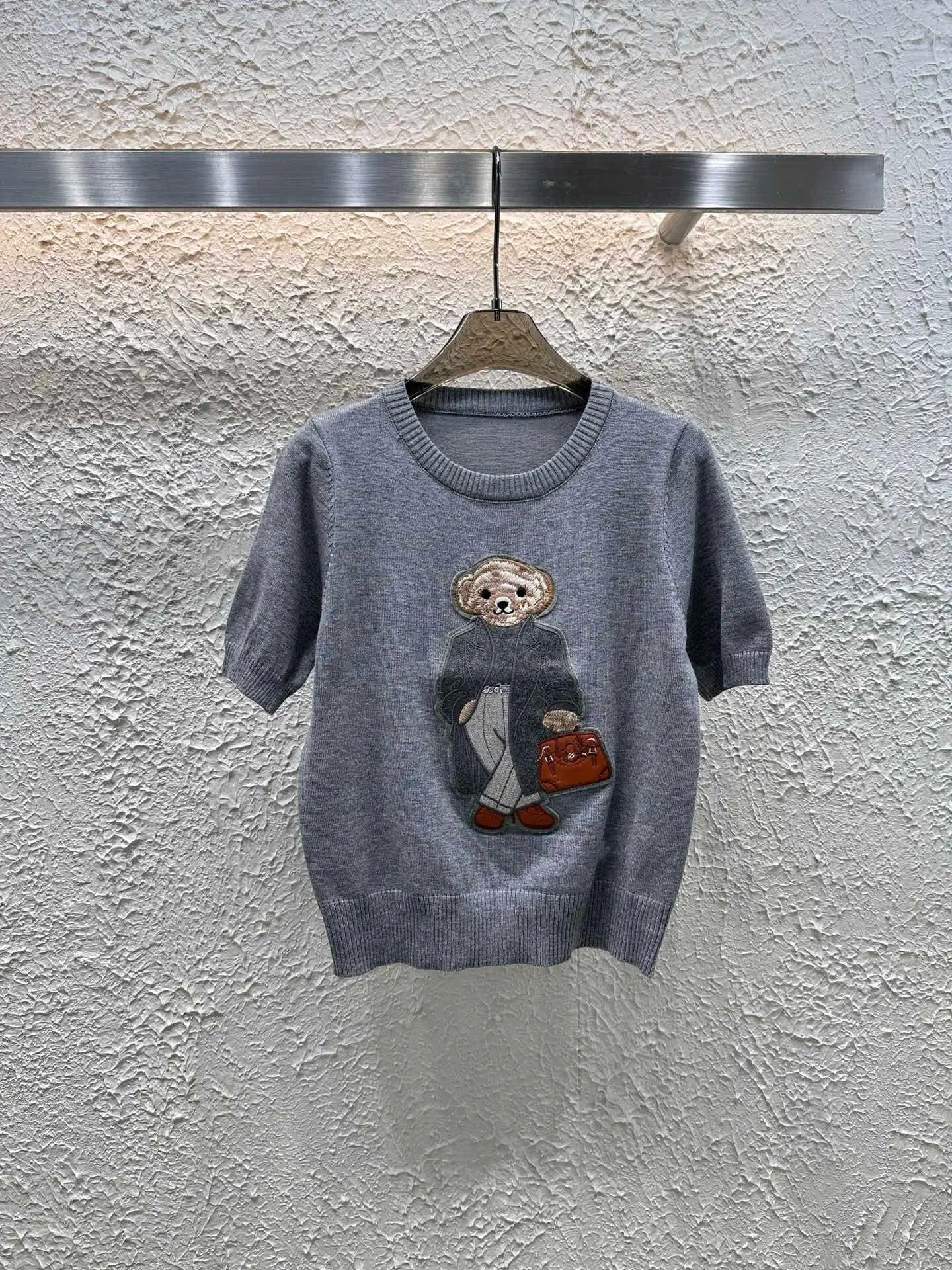 European Style Luxury Brand Loose O-Neck Bear Pullover Tops Knitwear Woman Short Sleeve T-shirt Ladies Wool Knitted Sweater