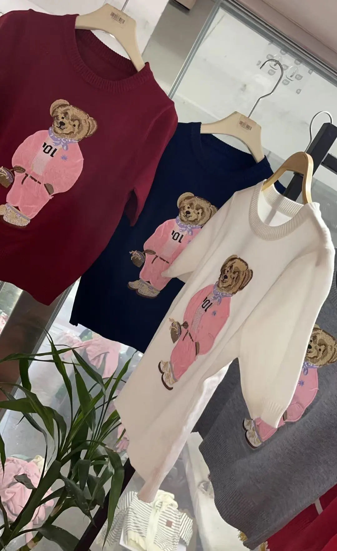 European Style Luxury Brand Loose O-Neck Bear Pullover Tops Knitwear Woman Short Sleeve T-shirt Ladies Wool Knitted Sweater