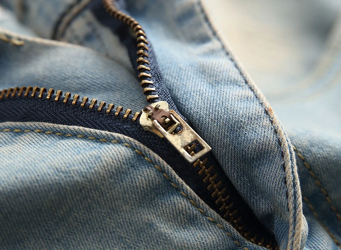 Men Vintage Wash Solid Denim Trouser Mens Casual Slim Fit Pencil Denim Holes Pants 2024