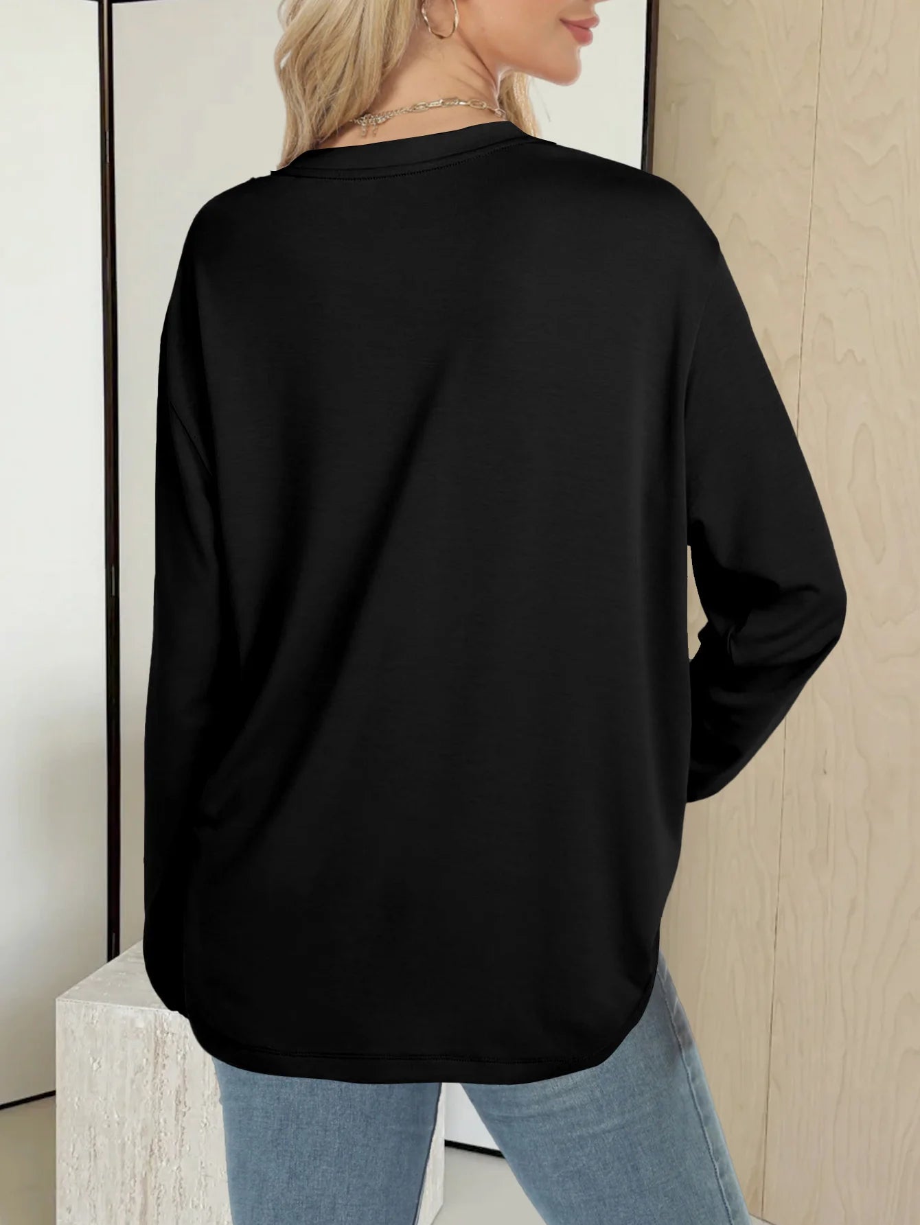 Multifunctional Season Long Sleeved Round Neck T-shirt Long Sleeved