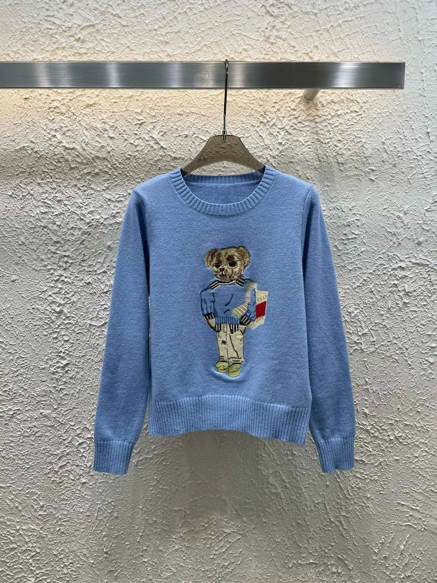 High Quality Fall Winter New Fashion Lazy Cartoon Bear Embroidery Loose Knitted Sweater Tops Women Casual Pullover Sweater Pull