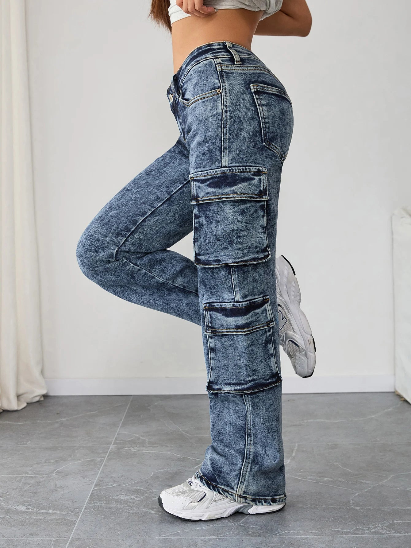 Retro Women's Washed Cargo Denim Pants High Rise Loose Fit Jeans Vintage 90s Style Denim Clothing for Daily Outfit