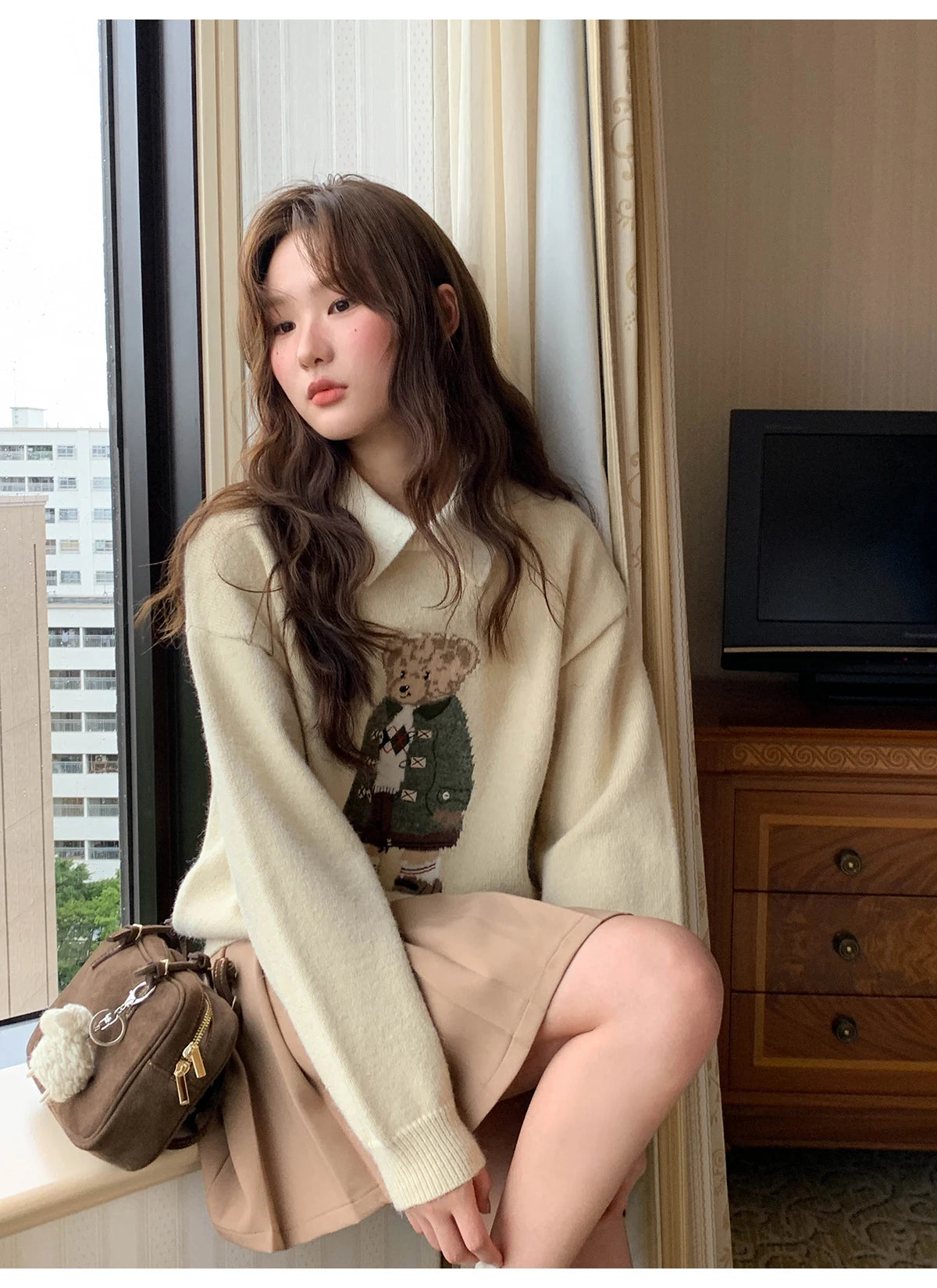 High Quality French Vintage Luxury Bear Jacquard Sweater For Women Autumn New Fashion Korean Casual Loose Pullover Knitted Tops