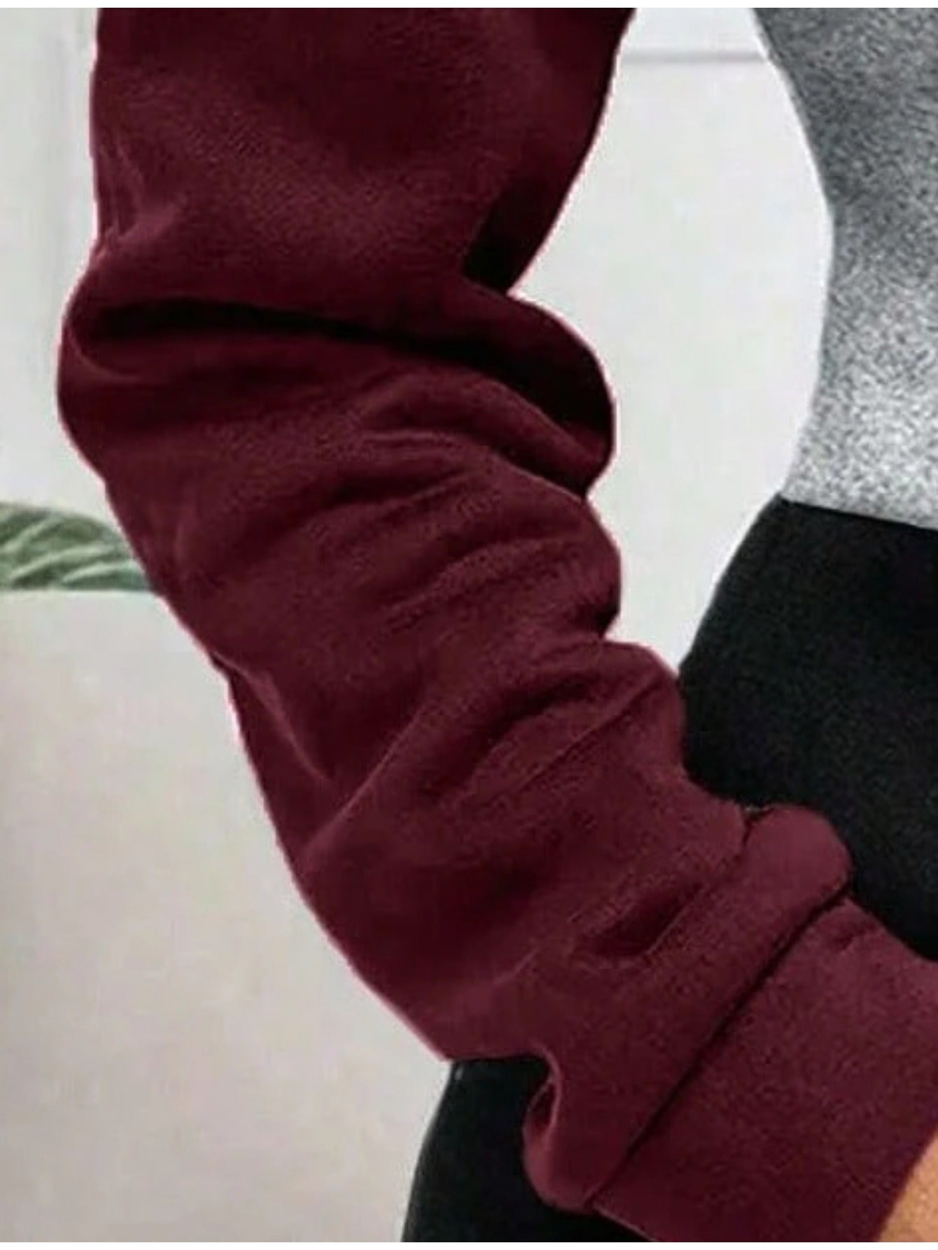 [Women's Zip-Up Hoodie] Burgundy & Dark Tone Color Block Women's Zip-Up Hoodie - Full-Zip Front Closure, Machine Washable Winter Coat for Casual & Formal Outfits, Hooded Sweatshirt, Sleek Fabric